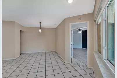 8930 SW 19th St, Boca Raton, FL 33433 - Photo 8