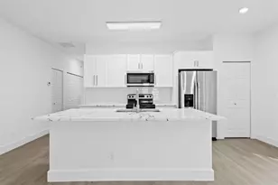 2810 NW 7th St, Fort Lauderdale, FL 33311 - Photo 4