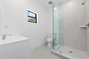 2810 NW 7th St, Fort Lauderdale, FL 33311 - Photo 12