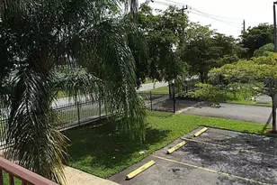 1290 NE 119th St, Miami, FL 33161 - Photo 2