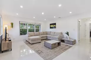 1409 NE 2nd Ave, Fort Lauderdale, FL 33304 - Photo 2