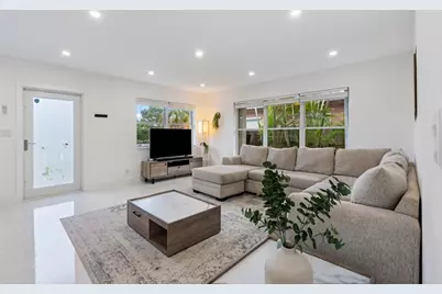 1409 NE 2nd Ave, Fort Lauderdale, FL 33304 - Photo 1