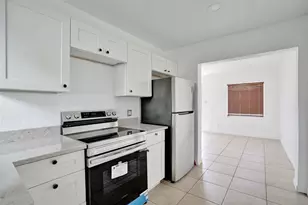 306 NE 13th Ave, Pompano Beach, FL 33060 - Photo 6