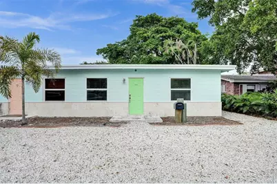 306 NE 13th Ave, Pompano Beach, FL 33060 - Photo 1