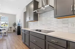 6369 NW Cloverdale Ave, Port Saint Lucie, FL 34987 - Photo 8