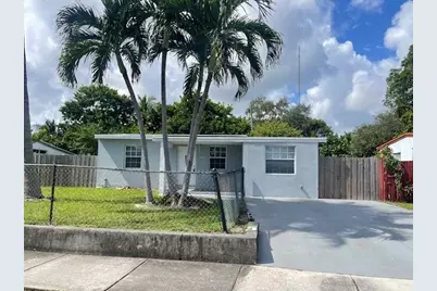 3610 SW 46th Ave, West Park, FL 33023 - Photo 2