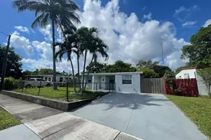 3610 SW 46th Ave, West Park, FL 33023 - Photo 4