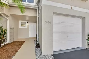 2024 Discovery Cir Unit, Deerfield Beach, FL 33442 - Photo 4