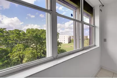 10369 NW 24th Pl, Unit #402, Sunrise, FL 33322 - Photo 6