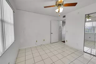 10369 NW 24th Pl, Sunrise, FL 33322 - Photo 16