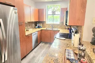 2317 Vintage Dr, Lighthouse Point, FL 33064 - Photo 14