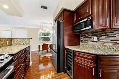 806 SE 9th Ave, Deerfield Beach, FL 33441 - Photo 12