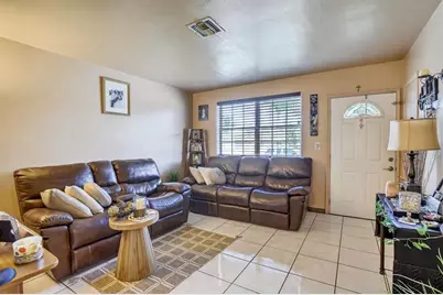 1935 SW 67th Ter, North Lauderdale, FL 33068 - Photo 4