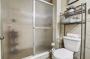 1935 SW 67th Terrace, North Lauderdale, FL 33068 - Photo 18