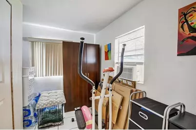 1935 SW 67th Ter, North Lauderdale, FL 33068 - Photo 14