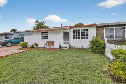 1935 SW 67th Ter, North Lauderdale, FL 33068 - Photo 2