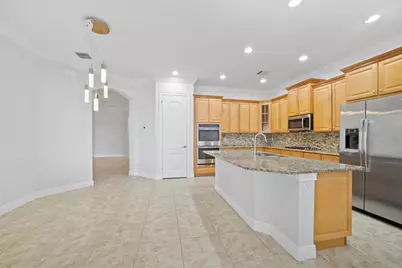8940  Edgewater Pl, Parkland, FL 33076 - Photo 10