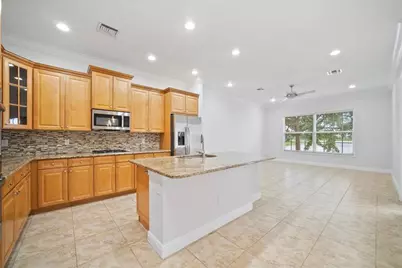 8940  Edgewater Pl, Parkland, FL 33076 - Photo 8