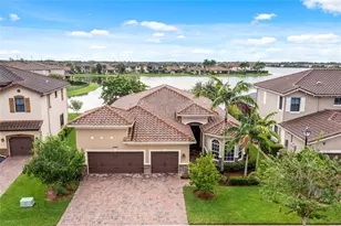 8940 Edgewater Pl, Parkland, FL 33076 - Photo 2