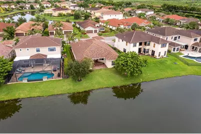 8940  Edgewater Pl, Parkland, FL 33076 - Photo 24