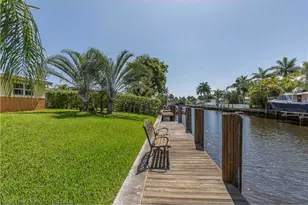 160 SE 12th St, Pompano Beach, FL 33060 - Photo 20