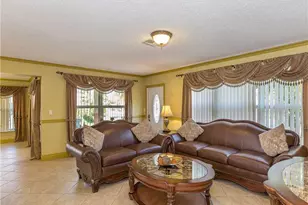 160 SE 12th St, Pompano Beach, FL 33060 - Photo 2