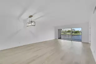 2801 N Palm Aire Dr, Pompano Beach, FL 33069 - Photo 2