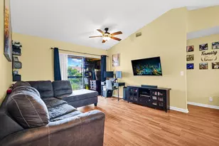 5861 Riverside Dr, Pompano Beach, FL 33067 - Photo 4