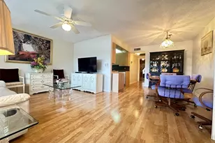 126 Grantham B, Deerfield Beach, FL 33442 - Photo 2