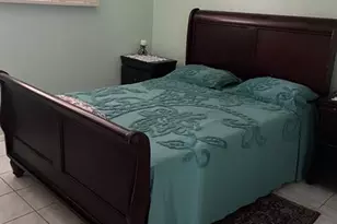 9800 N Hollybrook Lake Dr, Pembroke Pines, FL 33025 - Photo 10