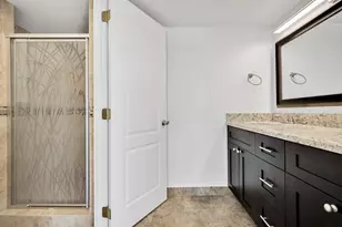 720 Bayshore Dr, Fort Lauderdale, FL 33304 - Photo 10