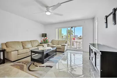 720  Bayshore Dr, Unit #304, Fort Lauderdale, FL 33304 - Photo 2