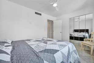 720 Bayshore Dr, Fort Lauderdale, FL 33304 - Photo 16