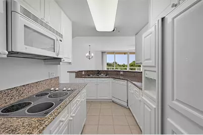 6001 N Ocean Dr, Unit #403, Hollywood, FL 33019 - Photo 12