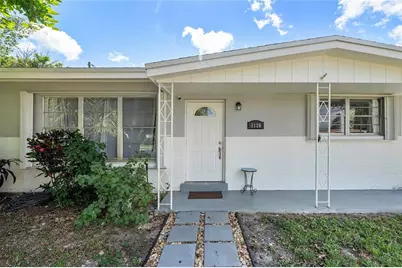1130 NW 42nd Ct, Oakland Park, FL 33309 - Photo 4
