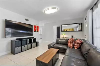 1130 NW 42nd Ct, Oakland Park, FL 33309 - Photo 12