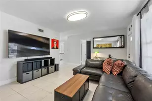 1130 NW 42nd Ct, Oakland Park, FL 33309 - Photo 12