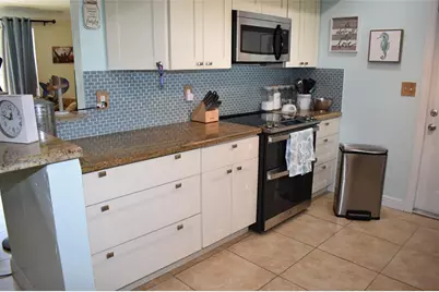 1991 NE 34th St, Lighthouse Point, FL 33064 - Photo 12