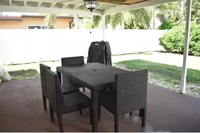 1991 NE 34th St, Lighthouse Point, FL 33064 - Photo 38