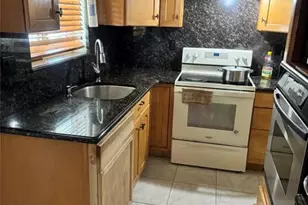 2757 SW 7th St, Fort Lauderdale, FL 33312 - Photo 6