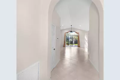 7084 SE Cricket Ct, Stuart, FL 34997 - Photo 6