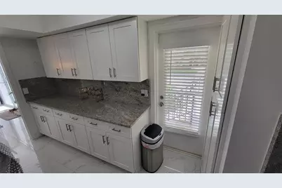 1801  Presidential Way, Unit #D202, West Palm Beach, FL 33401 - Photo 20