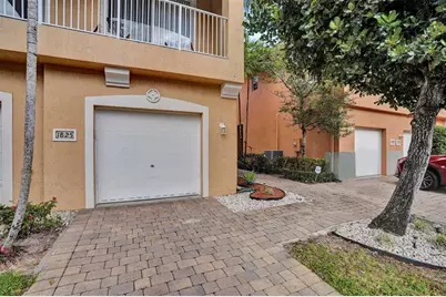 1825  Sonrisa Drive, Riviera Beach, FL 33404 - Photo 32