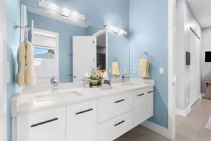 318 NE 25th St, Wilton Manors, FL 33305 - Photo 28