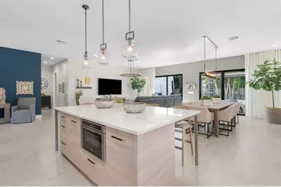 318 NE 25th St, Wilton Manors, FL 33305 - Photo 16