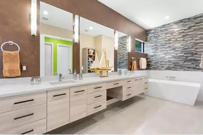 318 NE 25th St, Wilton Manors, FL 33305 - Photo 34