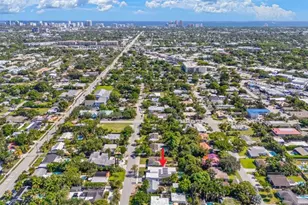 318 NE 25th St, Wilton Manors, FL 33305 - Photo 50