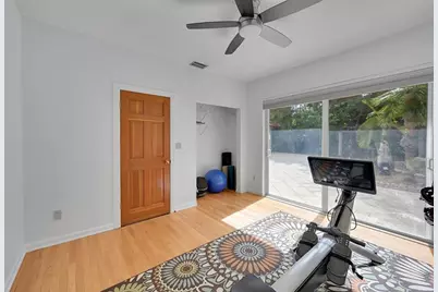 401  Farmington Dr, Plantation, FL 33317 - Photo 44