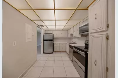 2601 S Palm Aire Dr, Unit #212, Pompano Beach, FL 33069 - Photo 14