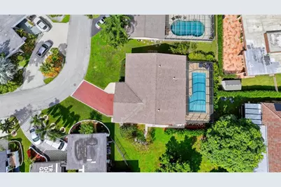 5904  Blue Beech Ct, Tamarac, FL 33319 - Photo 32